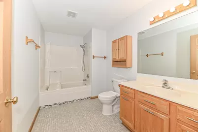 7122  Fieldview Dr #1, Racine, WI 53406 - Photo 23