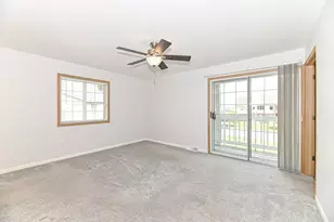 7122 Fieldview Dr, Racine, WI 53406 - Photo 21