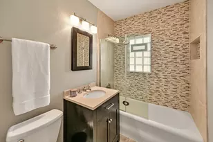 2454 Lefeber Ave, Wauwatosa, WI 53213 - Photo 17