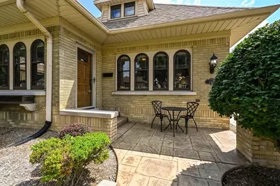 2454  Lefeber Ave, Wauwatosa, WI 53213 - Photo 3