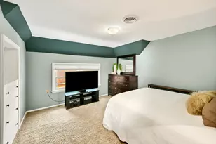 2454 Lefeber Ave, Wauwatosa, WI 53213 - Photo 21