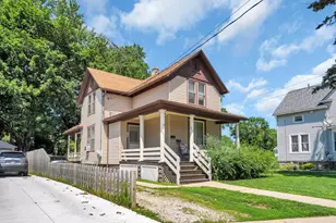 125 Edward St, Burlington, WI 53105 - Photo 1