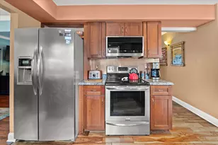S79W31491 Green Meadow Dr, Mukwonago, WI 53149 - Photo 11