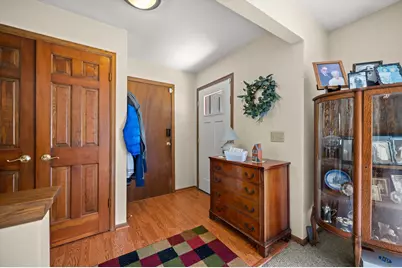 9224 N Fairy Chasm Ln, Brown Deer, WI 53223 - Photo 5