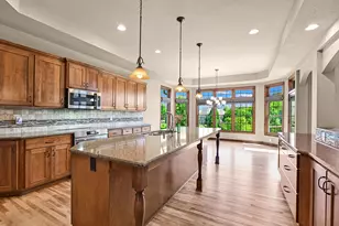 20110 Settler's Hollow Ln, New Berlin, WI 53146 - Photo 19