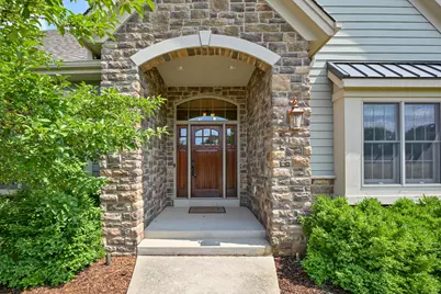 20110  Settlers Hollow Ln, New Berlin, WI 53146 - Photo 5