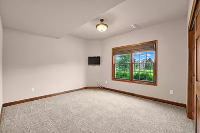 20110  Settlers Hollow Ln, New Berlin, WI 53146 - Photo 45
