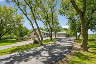 N727 Blue Spring Lake Dr, Palmyra, WI 53156 - Photo 3
