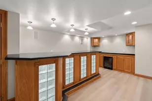 2245 S Foxglove Ct, New Berlin, WI 53151 - Photo 33