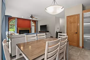 2245 S Foxglove Ct, New Berlin, WI 53151 - Photo 15