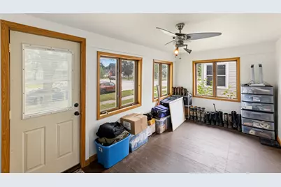 1307  Kane St, La Crosse, WI 54603 - Photo 3