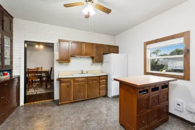 1307  Kane St, La Crosse, WI 54603 - Photo 7