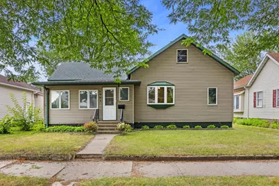 1307  Kane St, La Crosse, WI 54603 - Photo 1