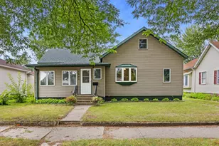 1307 Kane St, La Crosse, WI 54603 - Photo 1