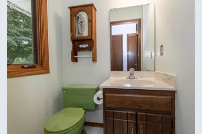 1527 N Holden St, Port Washington, WI 53074 - Photo 37