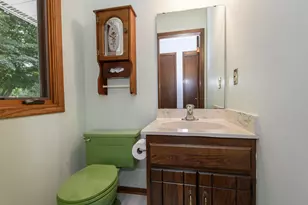 1527 N Holden St, Port Washington, WI 53074 - Photo 37