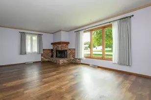 1527 N Holden St, Port Washington, WI 53074 - Photo 3