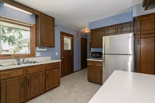 1527 N Holden St, Port Washington, WI 53074 - Photo 25