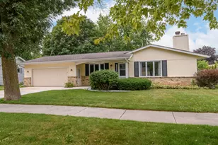 1527 N Holden St, Port Washington, WI 53074 - Photo 1