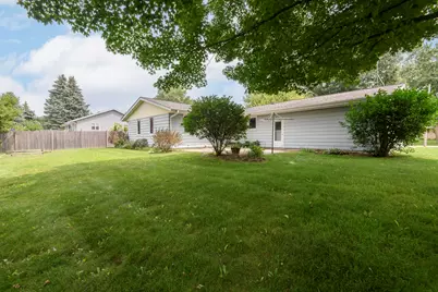 1527 N Holden St, Port Washington, WI 53074 - Photo 7