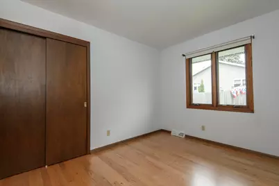 1527 N Holden St, Port Washington, WI 53074 - Photo 35