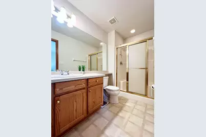 W141N9757  Knollcrest Cir, Germantown, WI 53022 - Photo 23