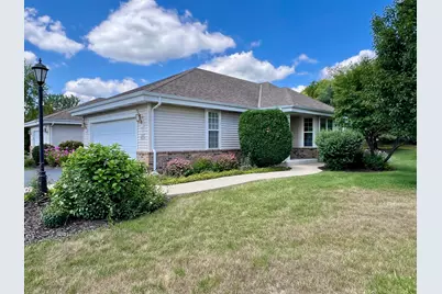 W141N9757  Knollcrest Cir, Germantown, WI 53022 - Photo 1