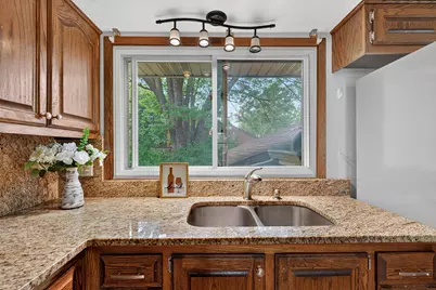 1711 W Clayton Crest Ave, Milwaukee, WI 53221 - Photo 13