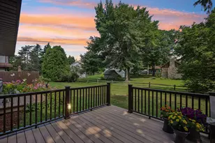 8108 S Forest Hills Circle, Franklin, WI 53132 - Photo 3