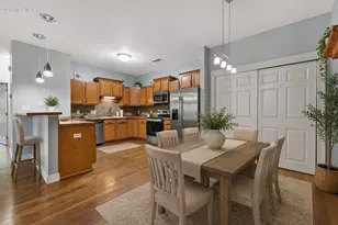 962 Bedford Ct, Racine, WI 53406 - Photo 7