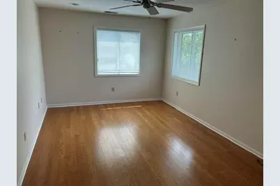 1111 N Sunnyslope Dr #204, Racine, WI 53406 - Photo 9