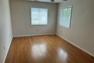 1111 N Sunnyslope Dr, Racine, WI 53406 - Photo 9