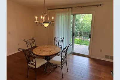 1111 N Sunnyslope Dr #204, Racine, WI 53406 - Photo 5