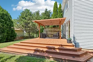3508 Debby Ln, Racine, WI 53126 - Photo 7