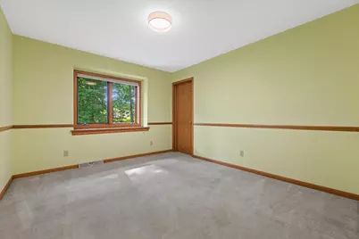 3450 S Sandalwood Dr, New Berlin, WI 53151 - Photo 31