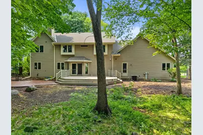 3450 S Sandalwood Dr, New Berlin, WI 53151 - Photo 43