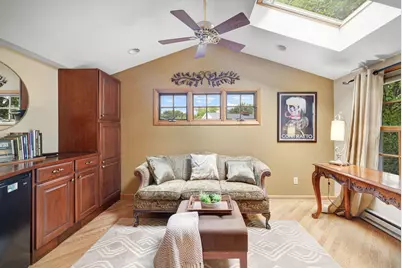 9516 N Apple Blossom Ln, Bayside, WI 53217 - Photo 27
