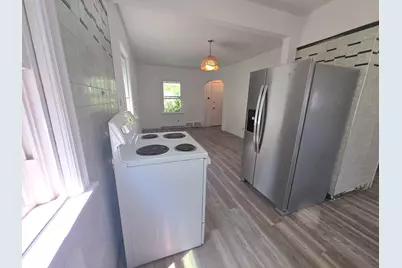 3326 S Lenox St, Milwaukee, WI 53207 - Photo 5