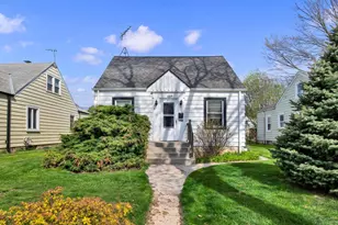 3326 S Lenox St, Milwaukee, WI 53207 - Photo 3