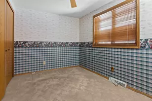 W5300 Briarwood Rd, Sugar Creek, WI 53121 - Photo 15