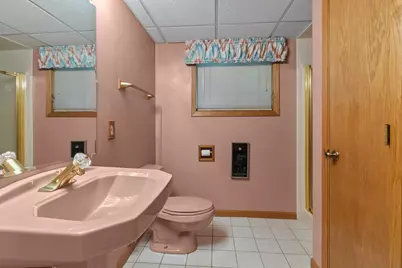 W5300  Briarwood Rd, Sugar Creek, WI 53121 - Photo 17