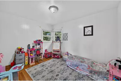 2542  Pinehurst Ave, Racine, WI 53403 - Photo 15