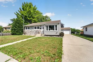 2542 Pinehurst Ave, Racine, WI 53403 - Photo 23