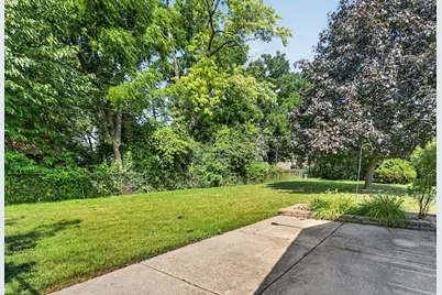 2542  Pinehurst Ave, Racine, WI 53403 - Photo 25