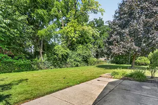 2542 Pinehurst Ave, Racine, WI 53403 - Photo 25