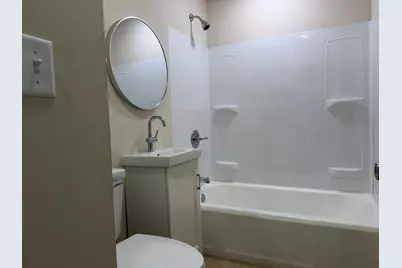 4557 N 26th St, Milwaukee, WI 53209 - Photo 9