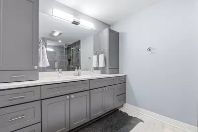 2110 S Aldrich St, Milwaukee, WI 53207 - Photo 21