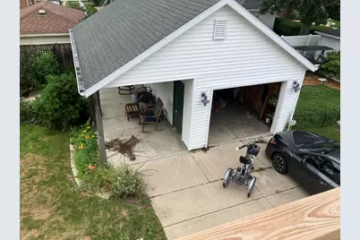 704  William St, Racine, WI 53402 - Photo 3
