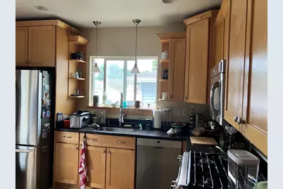 704  William St, Racine, WI 53402 - Photo 9