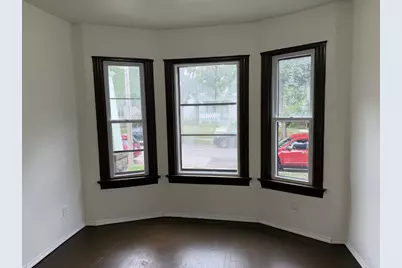 2226 S 30th St, Milwaukee, WI 53215 - Photo 7